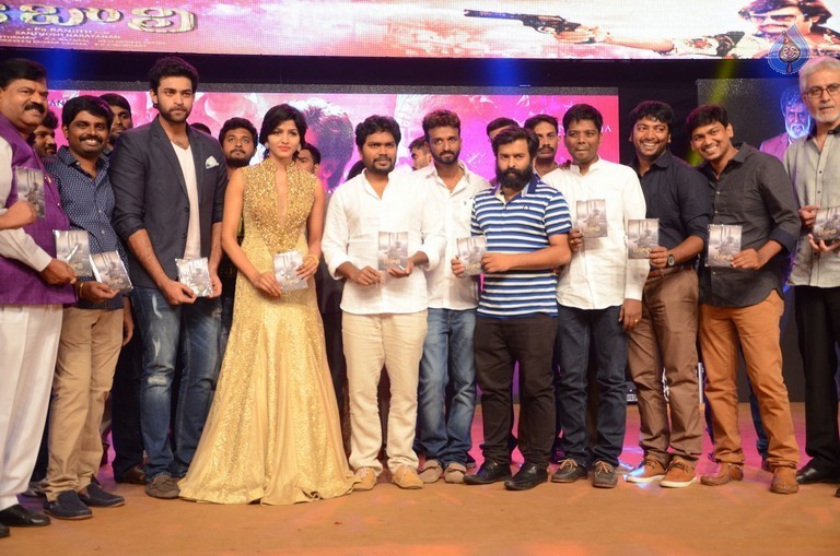 kabali audio launch,rajinikanth,ranjith,dhansika  మెగాహీరో లాంచ్ చేసిన 'కబాలి' పాటలు!